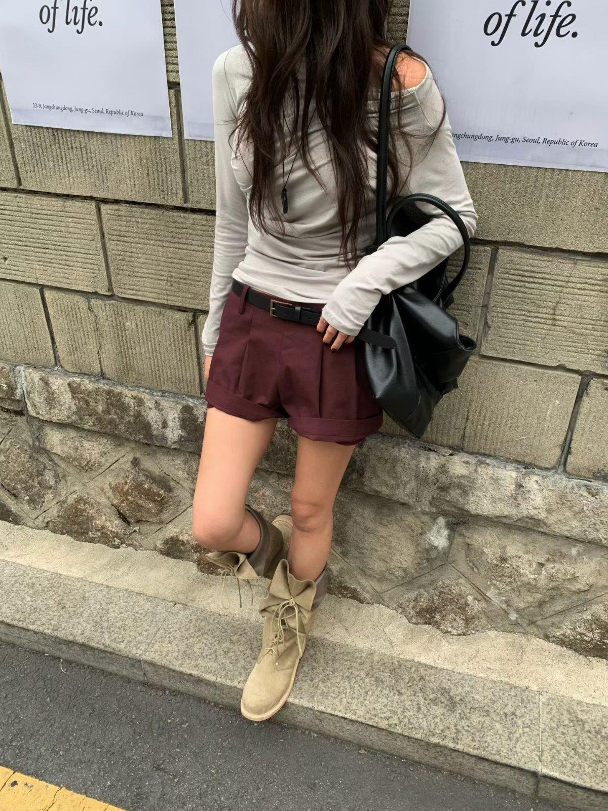 側拉鍊打摺短褲